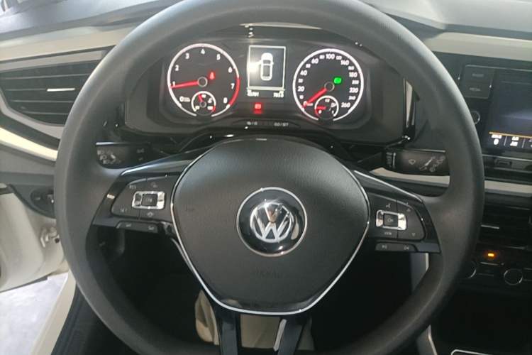 Used Volkswagen Polo 2019 Plus 1.5L Automatic Colorful Technology Edition Steering Wheel