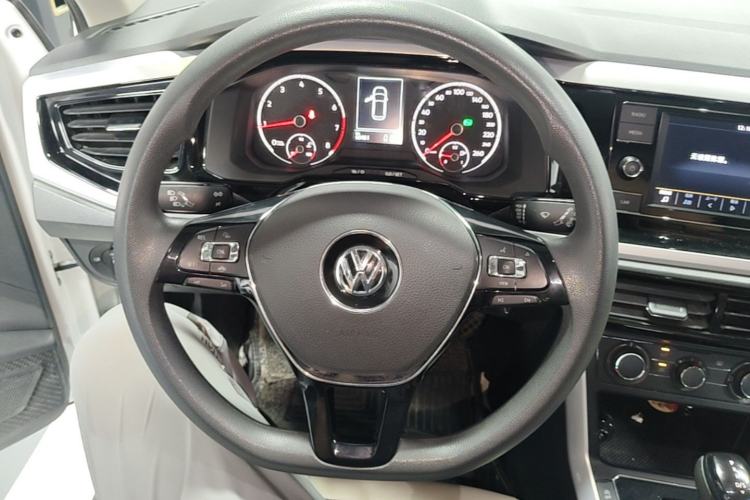 Used Volkswagen Polo 2019 Plus 1.5L Automatic Colorful Technology Edition Steering Wheel