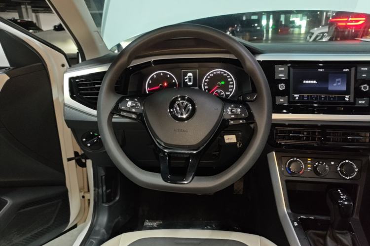 Used Volkswagen Polo 2019 Plus 1.5L Automatic Colorful Technology Edition Steering Wheel