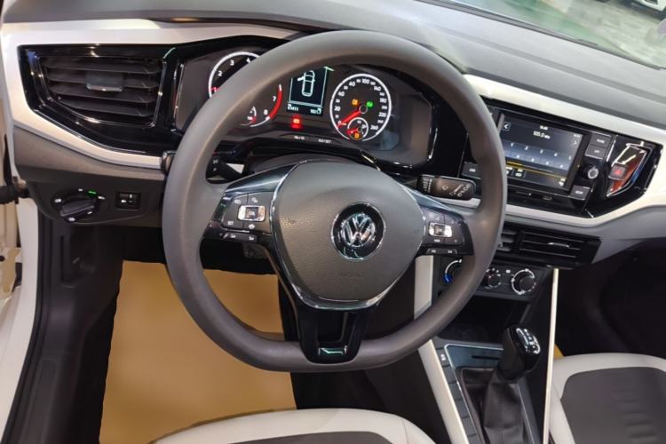 Used Volkswagen Polo 2019 Plus 1.5L Automatic Colorful Technology Edition Steering Wheel