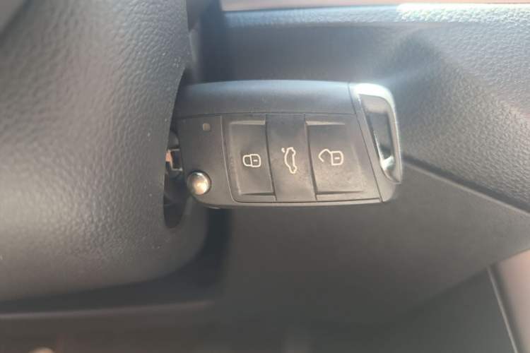 Used Volkswagen Polo 2019 Plus 1.5L Manual Panoramic Enjoyment Edition Vehicle Key
