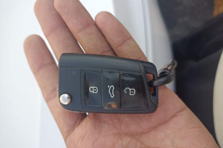 Used Volkswagen Polo 2019 Plus 1.5L Automatic Colorful Technology Edition Vehicle Key