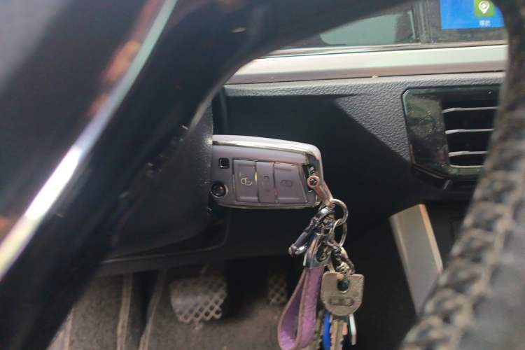 Used Volkswagen Polo 2019 Plus 1.5L Automatic Colorful Technology Edition Vehicle Key