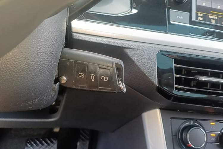 Used Volkswagen Polo 2019 Plus 1.5L Automatic Colorful Technology Edition Vehicle Key