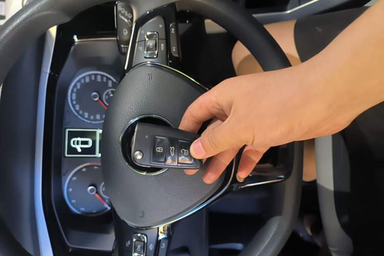 Used Volkswagen Polo 2019 Plus 1.5L Automatic Colorful Technology Edition Vehicle Key