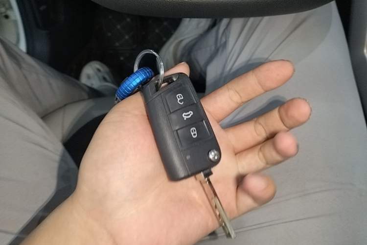 Used Volkswagen Polo 2019 Plus 1.5L Automatic Colorful Technology Edition Vehicle Key