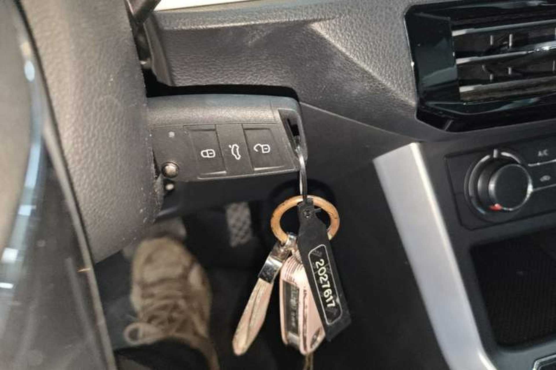 Used Volkswagen Polo 2019 Plus 1.5L Automatic Colorful Technology Edition Vehicle Key