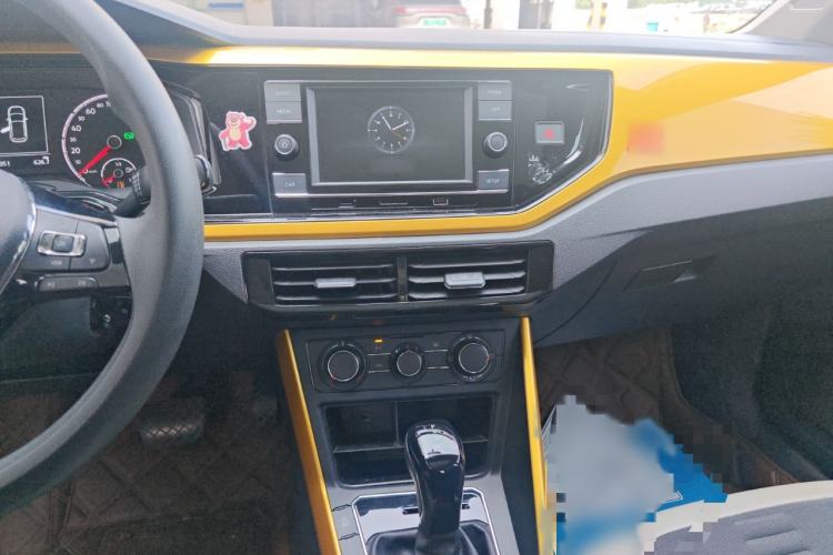 Used Volkswagen Polo 2019 Plus 1.5L Automatic Colorful Technology Edition Audio And AC Panel