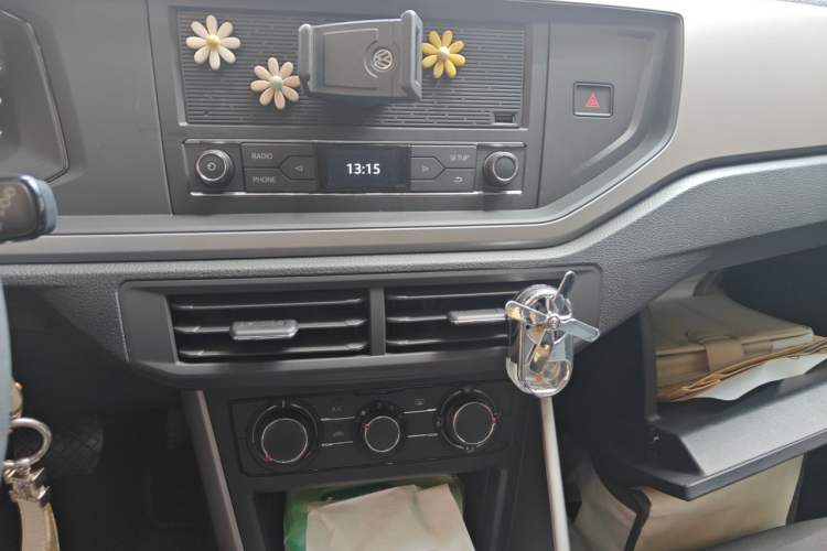 Used Volkswagen Polo 2019 Plus 1.5L Automatic Panoramic Enjoyment Edition Audio And AC Panel
