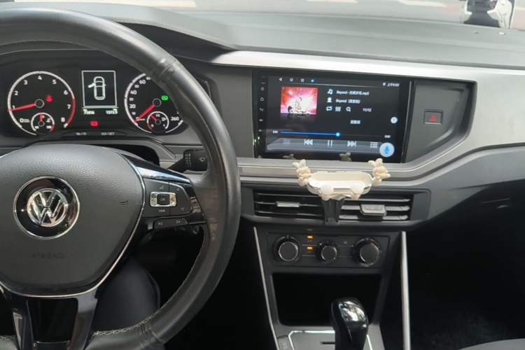 Used Volkswagen Polo 2019 Plus 1.5L Automatic Panoramic Enjoyment Edition Center Console