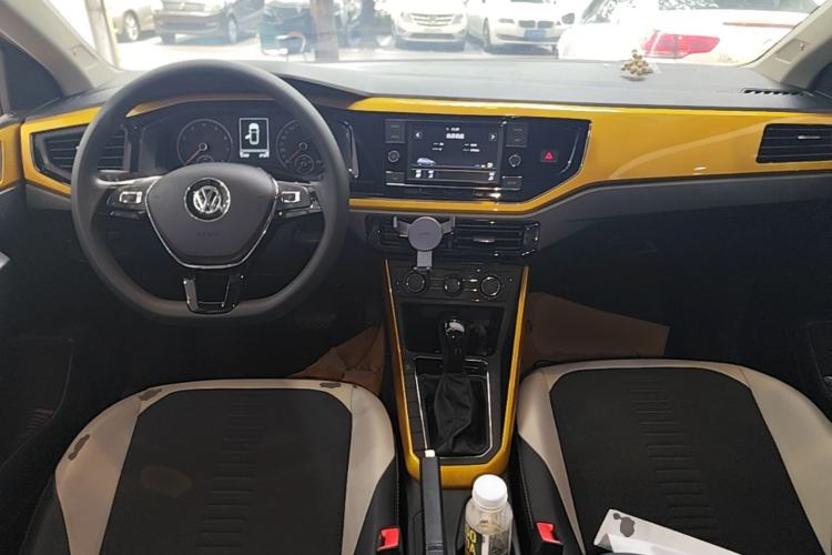 Used Volkswagen Polo 2019 Plus 1.5L Automatic Colorful Technology Edition Center Console