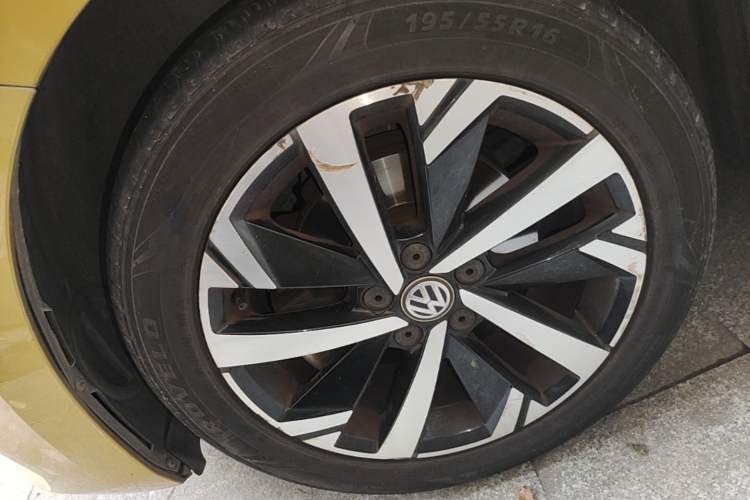 Used Volkswagen Polo 2019 Plus 1.5L Automatic Beats Trendy Cool Edition Exterior 4