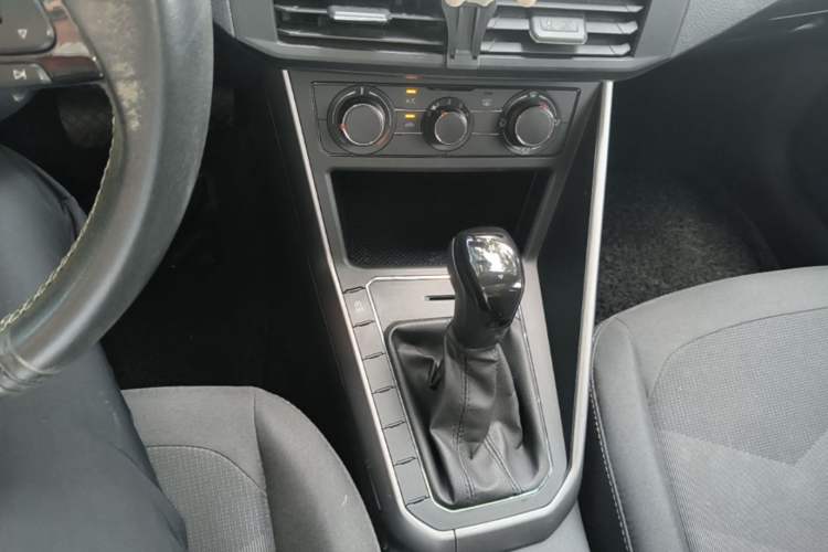 Used Volkswagen Polo 2019 Plus 1.5L Automatic Panoramic Enjoyment Edition Gear Lever