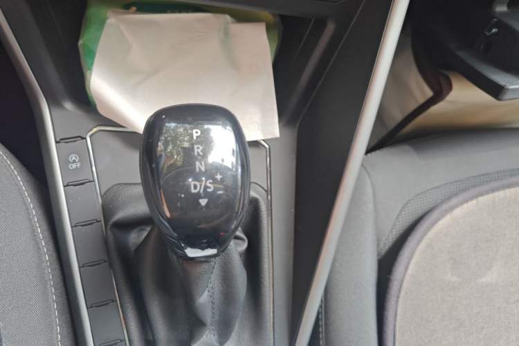 Used Volkswagen Polo 2019 Plus 1.5L Automatic Panoramic Enjoyment Edition Gear Lever