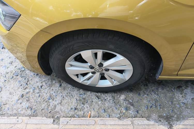 Used Volkswagen Polo 2019 Plus 1.5L Automatic Panoramic Enjoyment Edition Left Front Wheel Hub