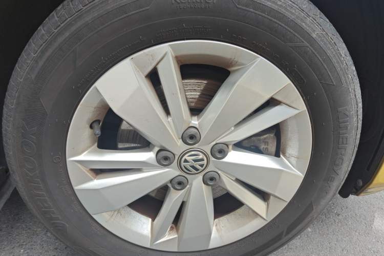 Used Volkswagen Polo 2019 Plus 1.5L Automatic Panoramic Enjoyment Edition Right Front Wheel Hub