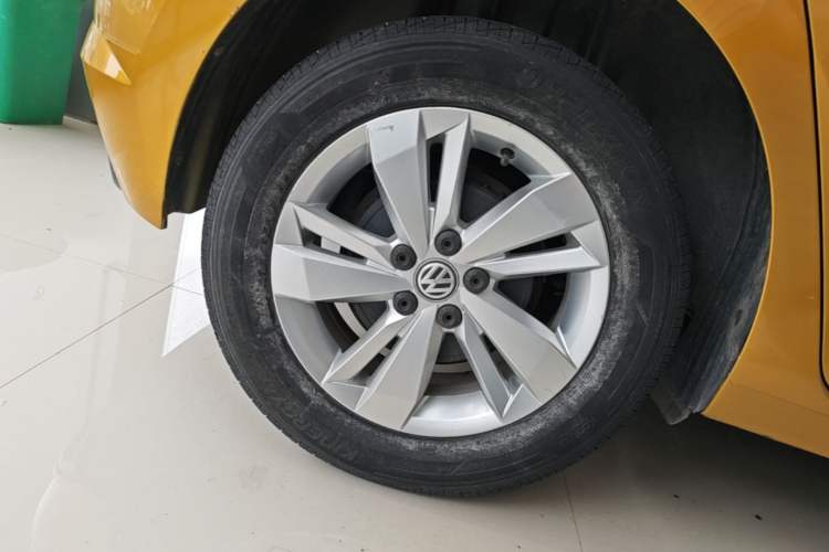 Used Volkswagen Polo 2019 Plus 1.5L Automatic Panoramic Enjoyment Edition Right Rear Wheel Hub