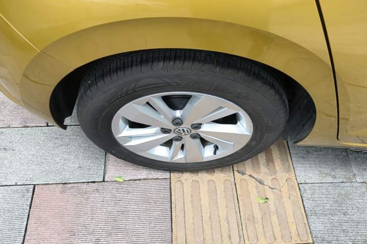 Used Volkswagen Polo 2019 Plus 1.5L Automatic Panoramic Enjoyment Edition Right Rear Wheel Hub
