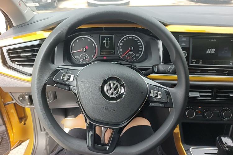 Used Volkswagen Polo 2019 Plus 1.5L Automatic Colorful Technology Edition Steering Wheel