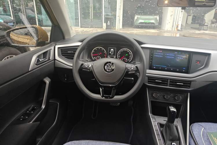 Used Volkswagen Polo 2019 Plus 1.5L Automatic Panoramic Enjoyment Edition Steering Wheel