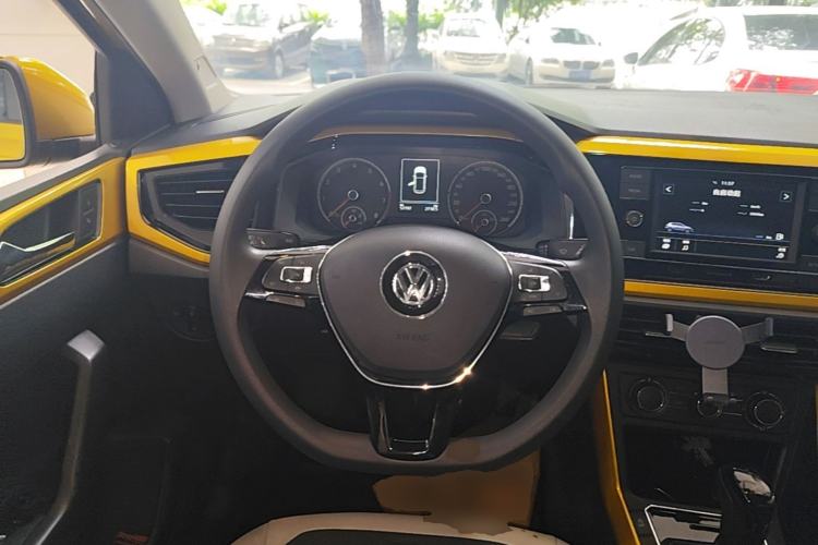 Used Volkswagen Polo 2019 Plus 1.5L Automatic Colorful Technology Edition Steering Wheel