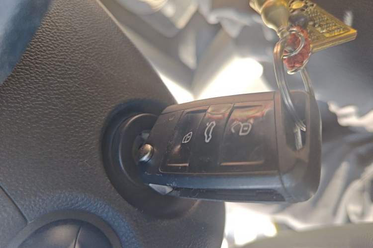 Used Volkswagen Polo 2019 Plus 1.5L Automatic Colorful Technology Edition Vehicle Key