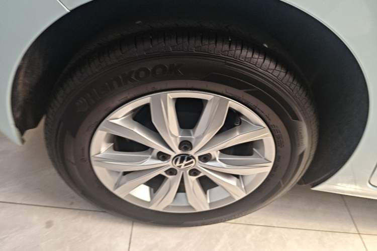 Used Volkswagen Polo 2021 Plus 1.5L Automatic Colorful Tech Edition Right Rear Wheel Hub