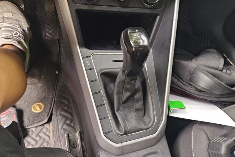 Used Volkswagen Polo 2021 Plus 1.5L Automatic Panoramic Enjoyment Edition Gear Lever