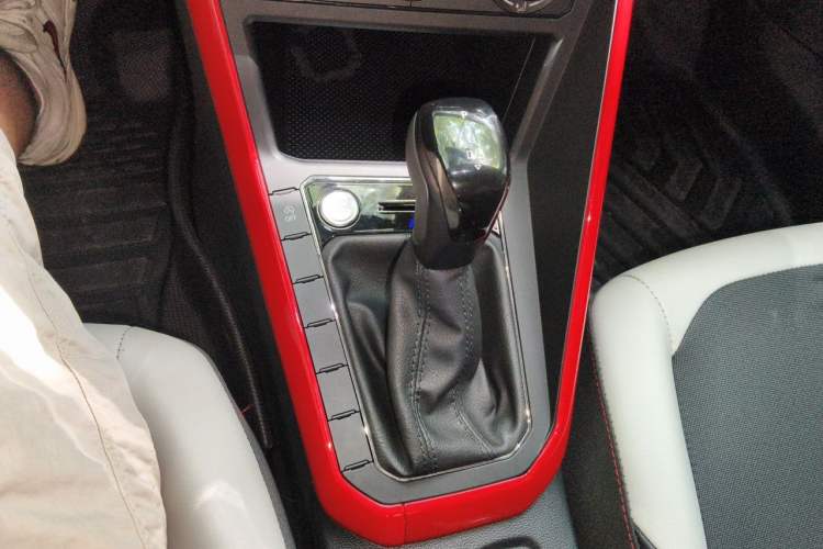 Used Volkswagen Polo 2021 Plus 1.5L Automatic Colorful Tech Edition Gear Lever