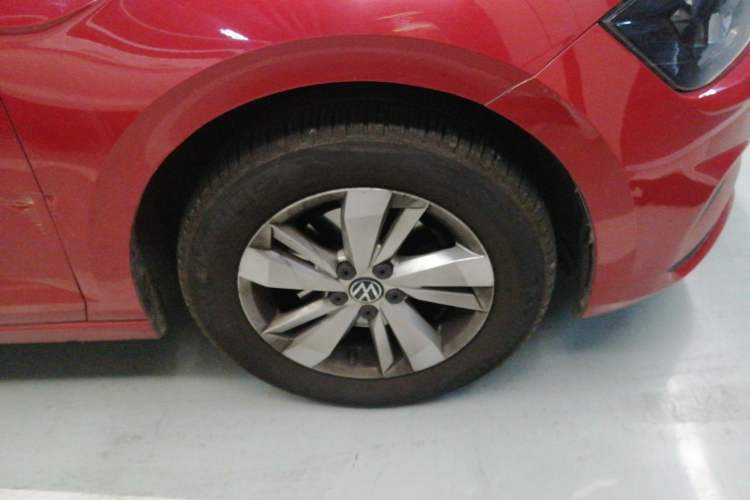 Used Volkswagen Polo 2021 Plus 1.5L Automatic Panoramic Enjoyment Edition Right Front Wheel Hub