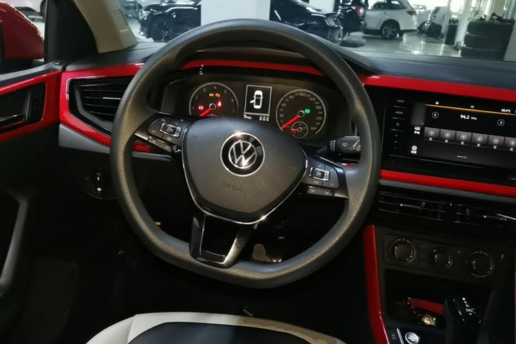 Used Volkswagen Polo 2021 Plus 1.5L Automatic Colorful Tech Edition Steering Wheel