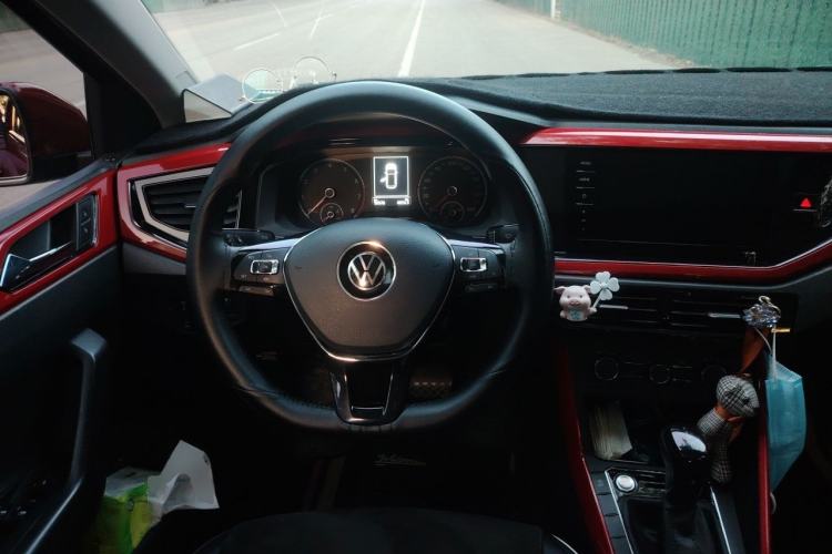 Used Volkswagen Polo 2021 Plus 1.5L Automatic Colorful Tech Edition Steering Wheel
