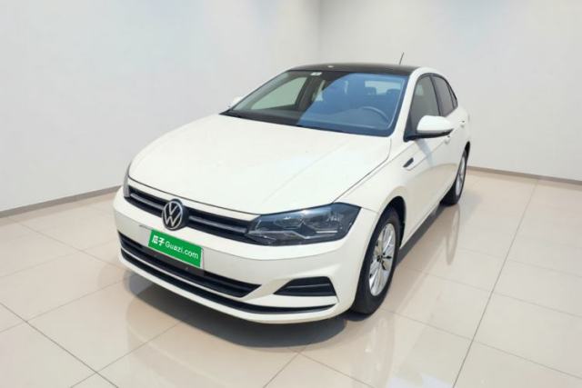 Ojetý Volkswagen Polo 2021 Plus 1.5L Automatic Colorful Tech Edition