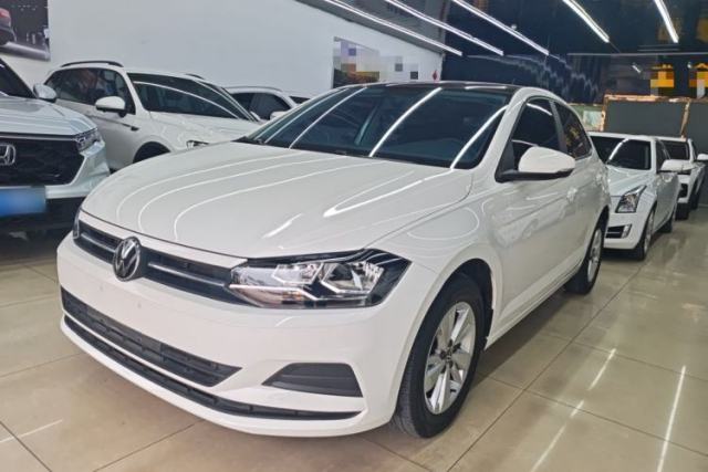 Ojetý Volkswagen Polo 2021 Plus 1.5L Automatic Panoramic Enjoyment Edition