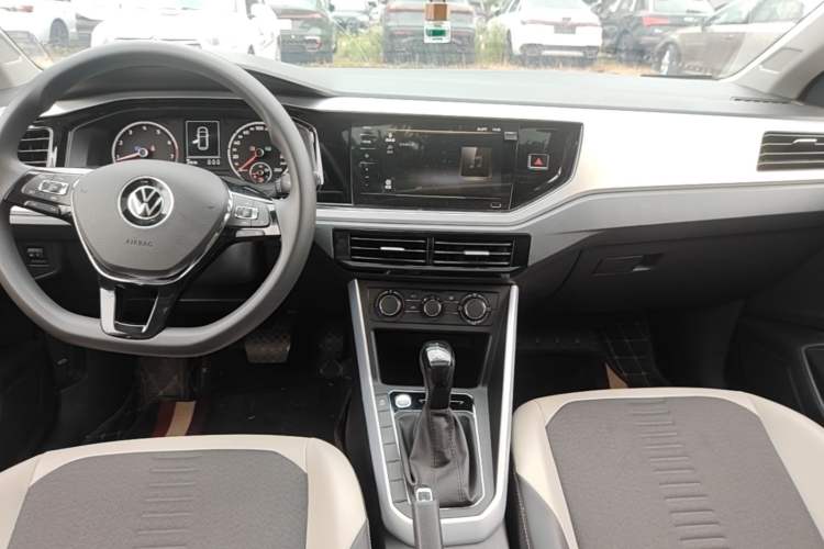 Used Volkswagen Polo 2021 Plus 1.5L Automatic Colorful Tech Edition Audio And AC Panel