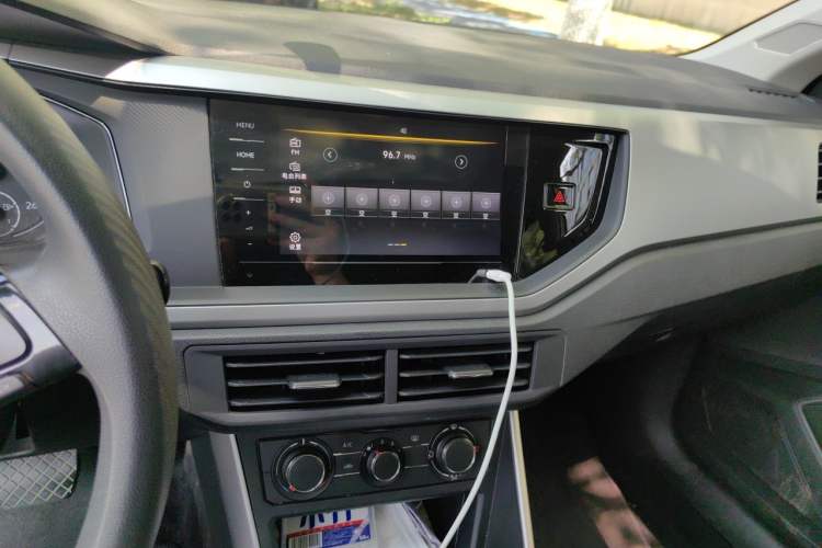 Used Volkswagen Polo 2021 Plus 1.5L Automatic Panoramic Enjoyment Edition Audio And AC Panel