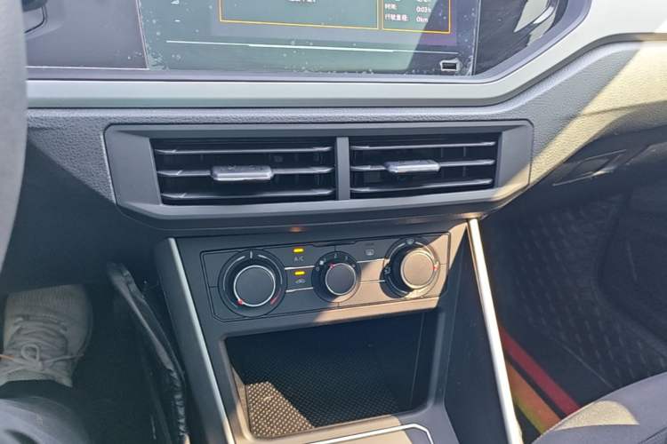 Used Volkswagen Polo 2021 Plus 1.5L Automatic Panoramic Enjoyment Edition Audio And AC Panel