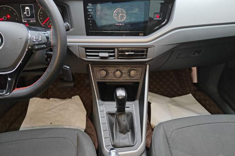 Used Volkswagen Polo 2021 Plus 1.5L Automatic Panoramic Enjoyment Edition Audio And AC Panel