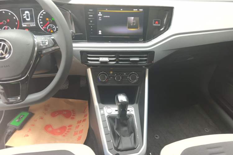Used Volkswagen Polo 2021 Plus 1.5L Automatic Colorful Tech Edition Audio And AC Panel