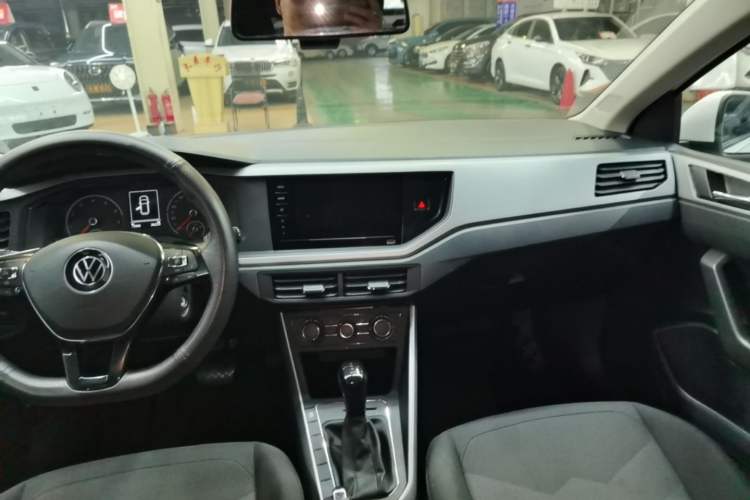 Used Volkswagen Polo 2021 Plus 1.5L Automatic Panoramic Enjoyment Edition Center Console