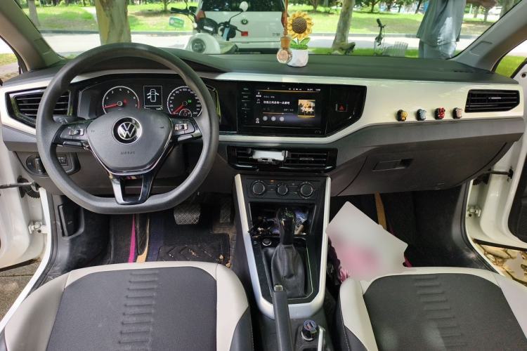 Used Volkswagen Polo 2021 Plus 1.5L Automatic Colorful Tech Edition Center Console