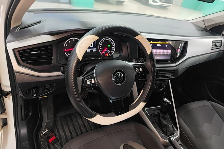 Used Volkswagen Polo 2021 Plus 1.5L Automatic Panoramic Enjoyment Edition Center Console
