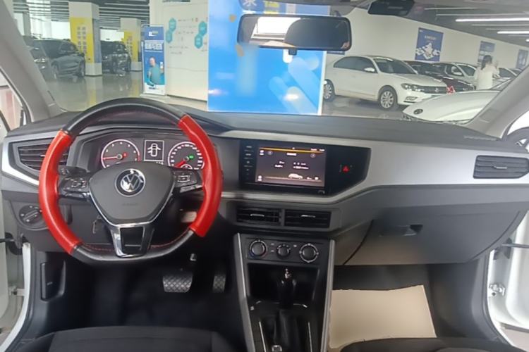 Used Volkswagen Polo 2021 Plus 1.5L Automatic Panoramic Enjoyment Edition Center Console