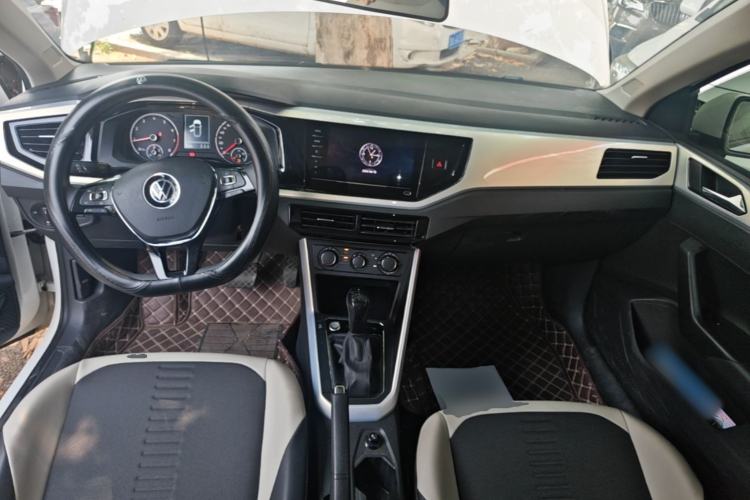 Used Volkswagen Polo 2021 Plus 1.5L Automatic Colorful Tech Edition Center Console