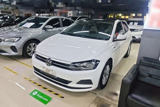 Ojetý Volkswagen Polo 2021 Plus 1.5L Automatic Colorful Tech Edition