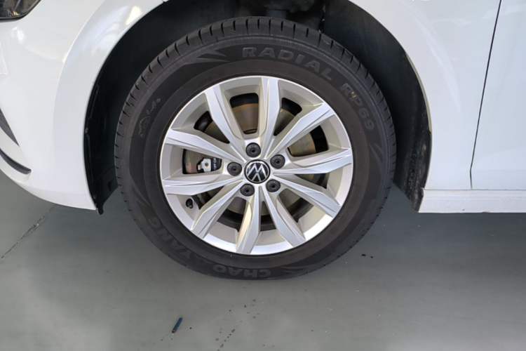 Used Volkswagen Polo 2021 Plus 1.5L Automatic Colorful Tech Edition Exterior 4