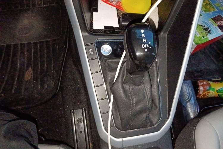 Used Volkswagen Polo 2021 Plus 1.5L Automatic Colorful Tech Edition Gear Lever