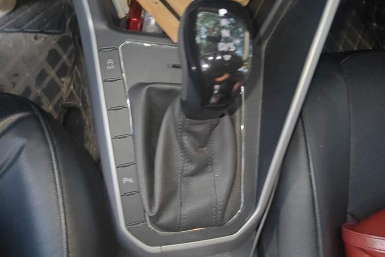 Used Volkswagen Polo 2021 Plus 1.5L Automatic Panoramic Enjoyment Edition Gear Lever