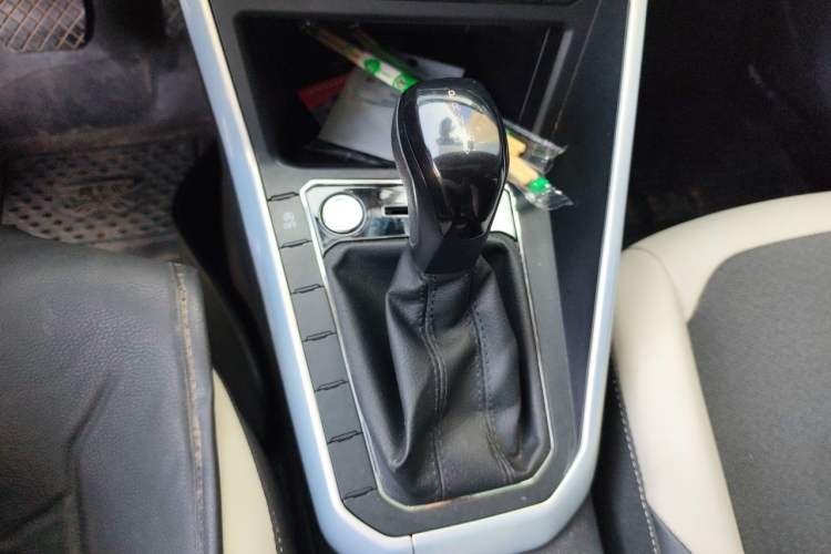 Used Volkswagen Polo 2021 Plus 1.5L Automatic Colorful Tech Edition Gear Lever