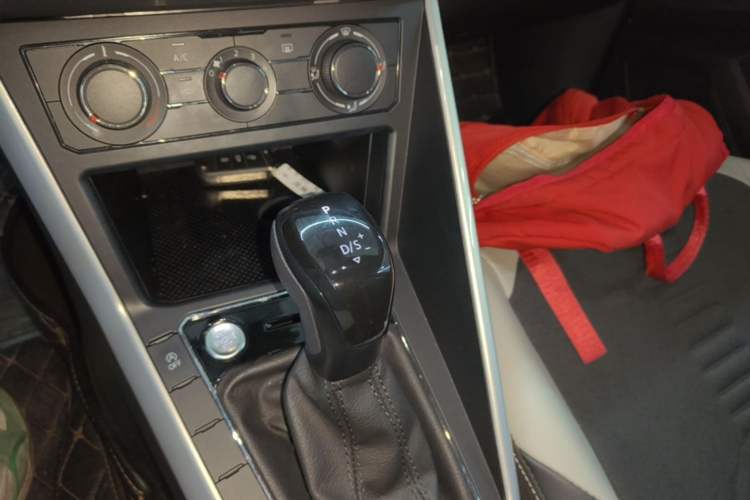 Used Volkswagen Polo 2021 Plus 1.5L Automatic Colorful Tech Edition Gear Lever